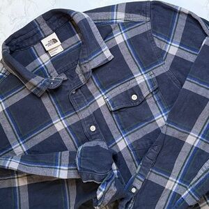 The North Face Flannel Shirt Mens L Plaid Navy Blue Cotton